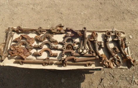 Новые оригинальные элементы передней подвески ВОЛГА ГАЗ - 21