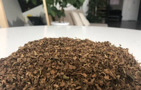 Куплю хлопя з некондиці обрізки крепкого тютюну відходи некондиція