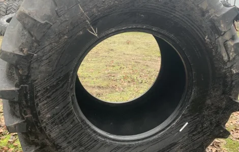 Бу шина 900/60r32 (30.5р32) uniglory