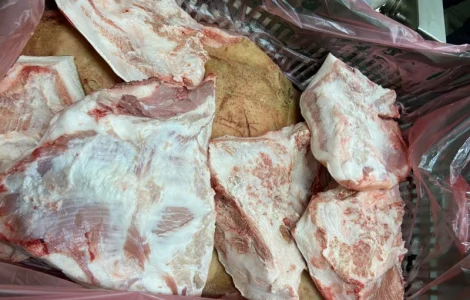 Свиная щековина (баки)