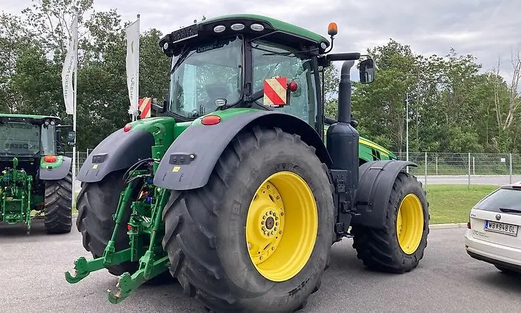 John Deere 8370R 2016 рік - фото № 12