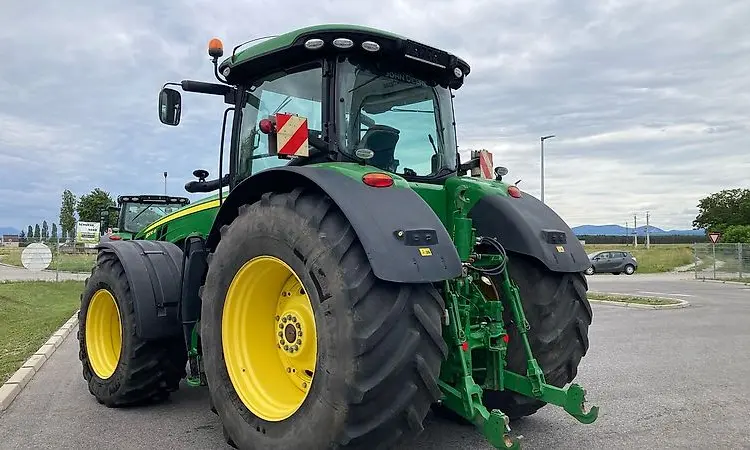 John Deere 8370R 2016 рік - фото № 13