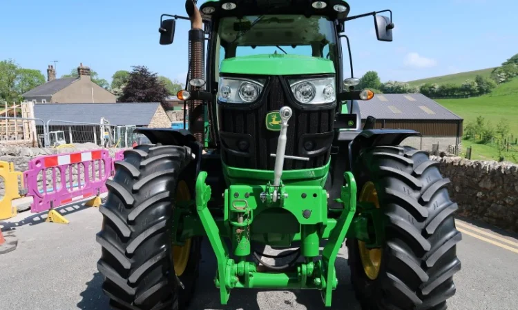 John Deere 6130R - фото № 10
