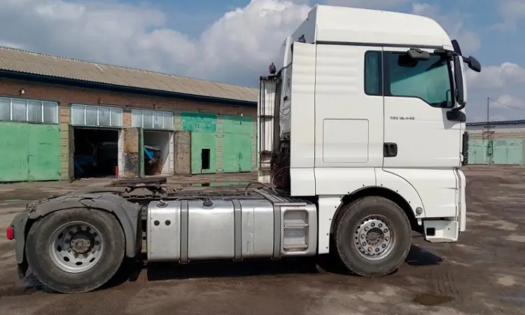 Man TGX 18.440 2010 4x2 - фото № 19