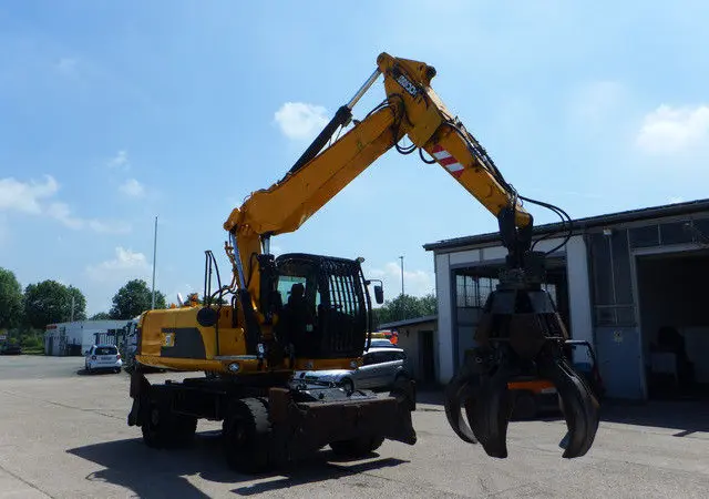 Колесный экскаватор JCB JC 200 W - фото № 2