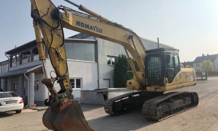 Гусеничный экскаватор Komatsu PC 240 - фото № 1
