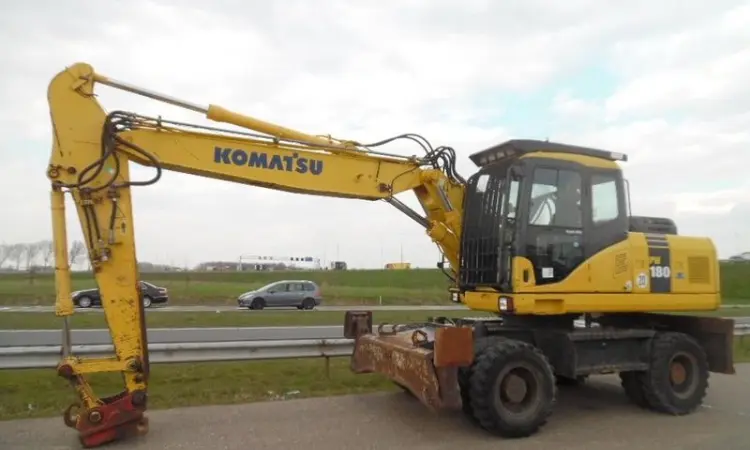 Колесный экскаватор Komatsu PW180-7EO - фото № 3