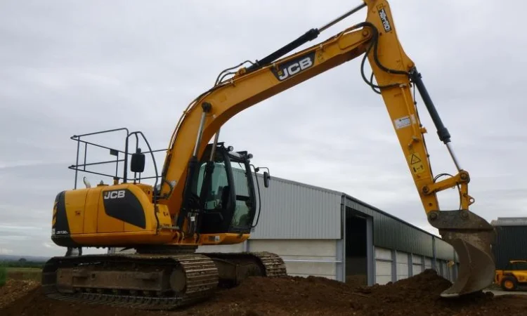 Гусеничный экскаватор JCB JS130LC - фото № 12