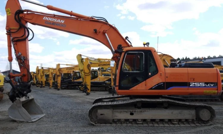 Гусеничные экскаватор Doosan Solar 255LC V - фото № 6
