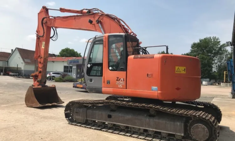 Гусеничный экскаватор Hitachi ZX 225 US LC - фото № 2
