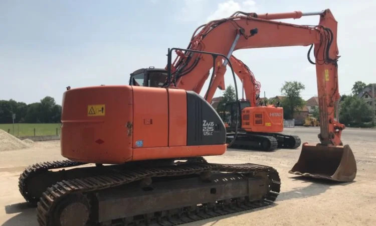 Гусеничный экскаватор Hitachi ZX 225 US LC - фото № 3