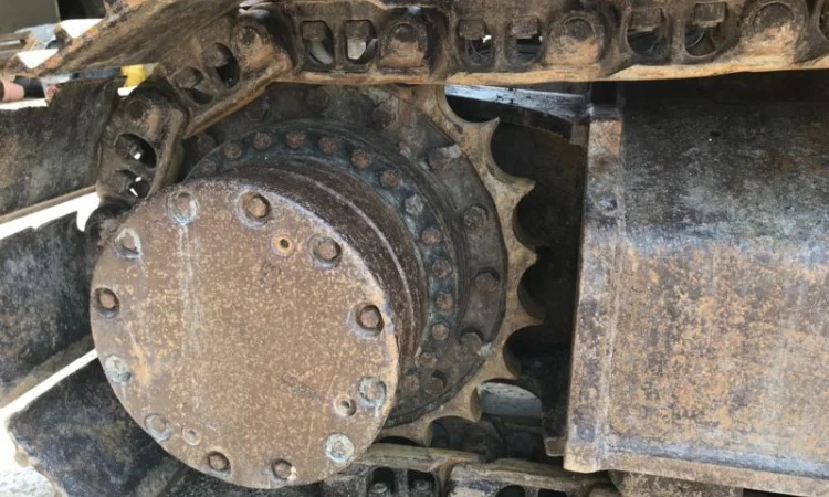 Гусеничный экскаватор Hitachi ZX 225 US LC - фото № 6