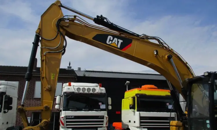 Гусеничный экскаватор Caterpillar 320 DL - фото № 13