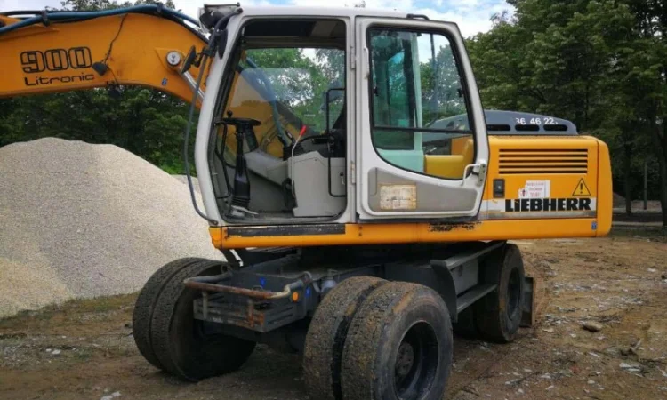 Колесный экскаватор Liebherr A 900 C 2006 года - фото № 3