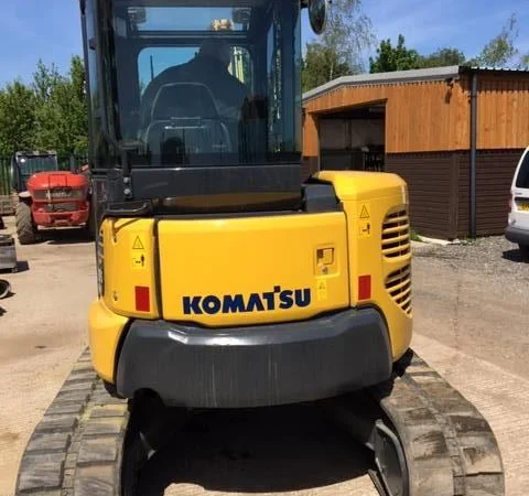 Мини-экскаватор Komatsu PC55MR-3. Мини-экскаватор б/у - фото № 2