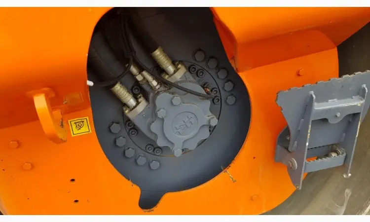 Тандемный каток Hamm HD 120 VO - фото № 12