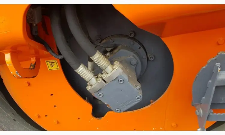 Тандемный каток Hamm HD 120 VO - фото № 5