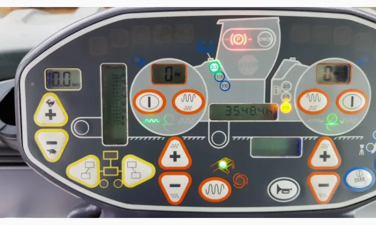 Тандемный каток Hamm HD 120 VO - фото № 7