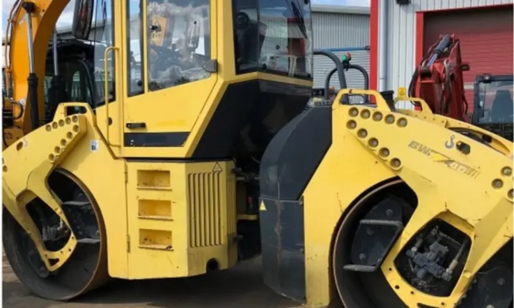 Двухвальцевый каток Bomag BW 161 - фото № 2