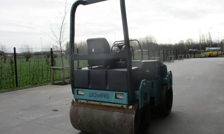 Комбинированный каток Bomag BW 138 AD. Спецтехника б/у - фото № 6