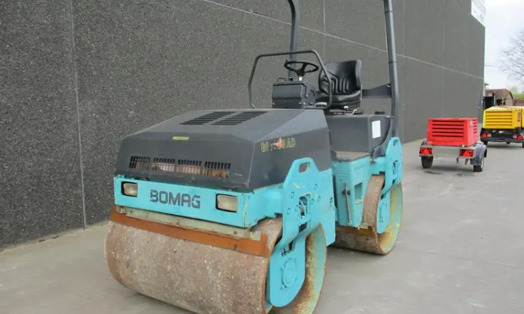 Комбинированный каток Bomag BW 138 AD. Спецтехника б/у - фото № 3