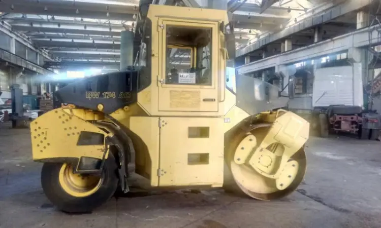 Комбинированный каток BOMAG BW 174 AC. В наличии - фото № 1