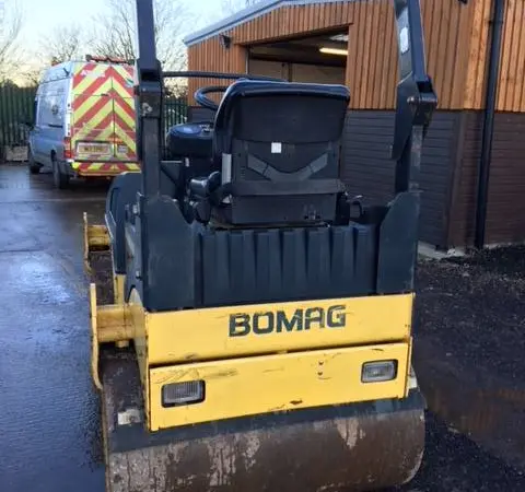 Комбинированный каток Bomag BW 120 AD-4. Дорожный каток б/у - фото № 5