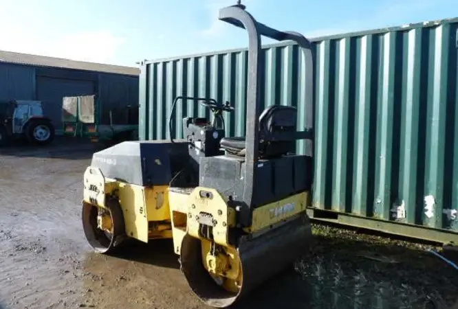 Тандемный каток Bomag BW120 AD3 - фото № 5