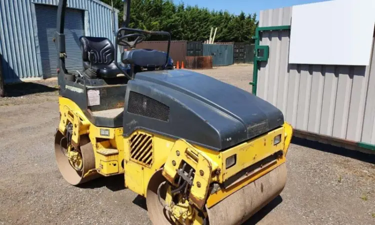 Комбинированный каток Bomag BW 120-4AD - фото № 6