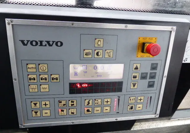 Продам двухвальцевый каток Volvo ABG DD95 - фото № 1