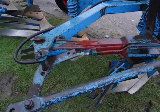 Плуг оборотный LEMKEN Opal 110 4 корпуса - фото № 11