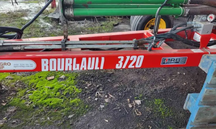 Посевной комплекс BOURGAULT 3720-30 с бункером 1910 John Deere - фото № 2