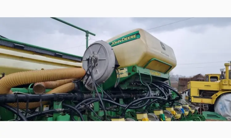 Сівалка просапна John Deere 2126 8-ми рядкова пневматична - фото № 7