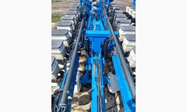 Сівалка точного висіву пневматична KINZE 3700 Precision Planting 24р - фото № 3