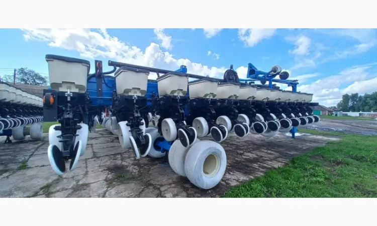 Сівалка точного висіву пневматична KINZE 3700 Precision Planting 24р - фото № 19