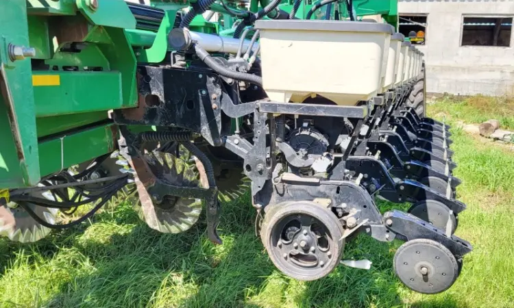 Сівалка точного висіву Great Plains YP-1625AHD з precision planting - фото № 7