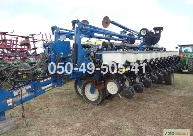Пропашная пневматическая сеялка Kinze 3700 24 рядная цена б/у - фото № 1