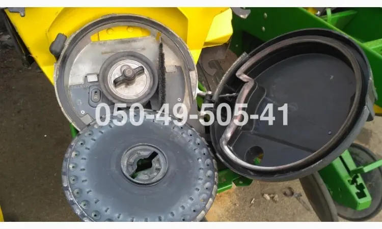 В наявності сівалка під соняшник John Deere 7200 Джон Дір 7200 8 рядкова - фото № 7
