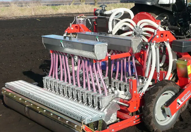 Новая сеялка сплошного высева пневматическая Agricola SNT - 2-130 І 2-290 - фото № 6