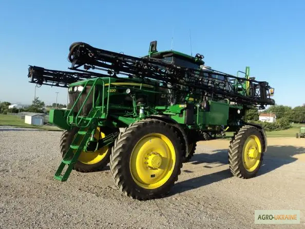 Опрыскиватель самоходный Джон Дир John Deere 4830 из США 1900м/ч наработка - фото № 1