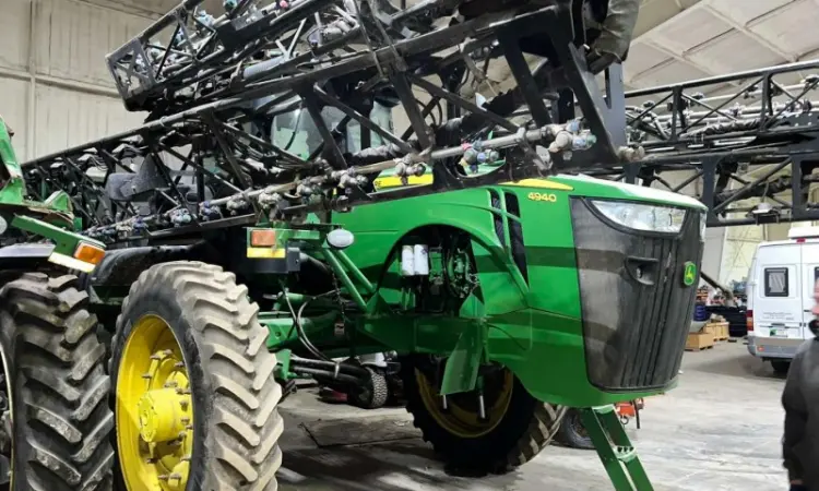 Обприскувач John Deere 4940 - фото № 2