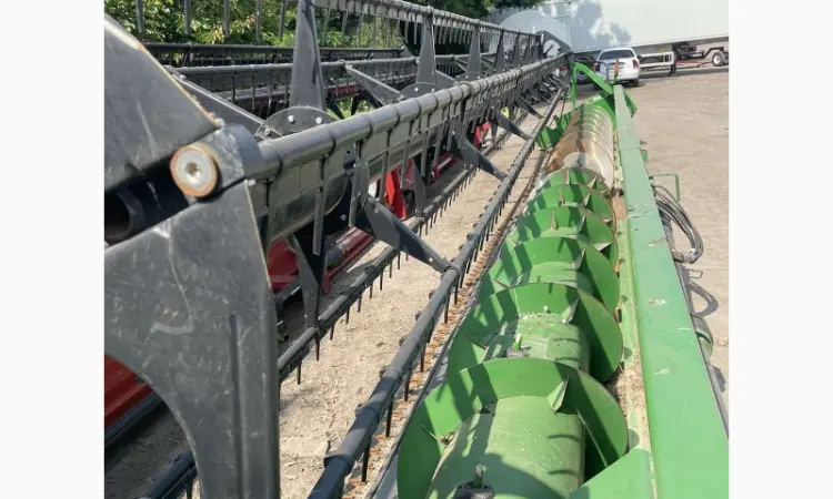 Жниварка John Deerе 635F Hydra-Flex 10 - фото № 1