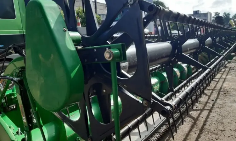 Жниварка John Deerе 635F Hydra-Flex 10 - фото № 11