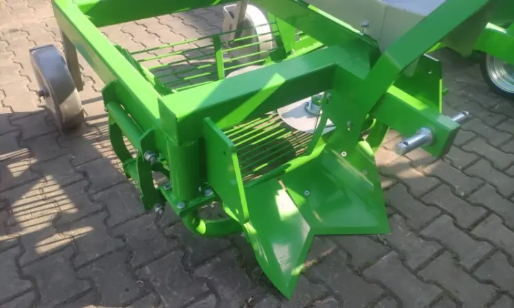 Картоплекопачка копалка вібраційна грохотна трясучка на бік боковий викід Bomet - фото № 7