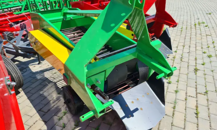 Однорядний картоплекопач з суцільним ножемфірми Bomet (Оригінал) - фото № 3