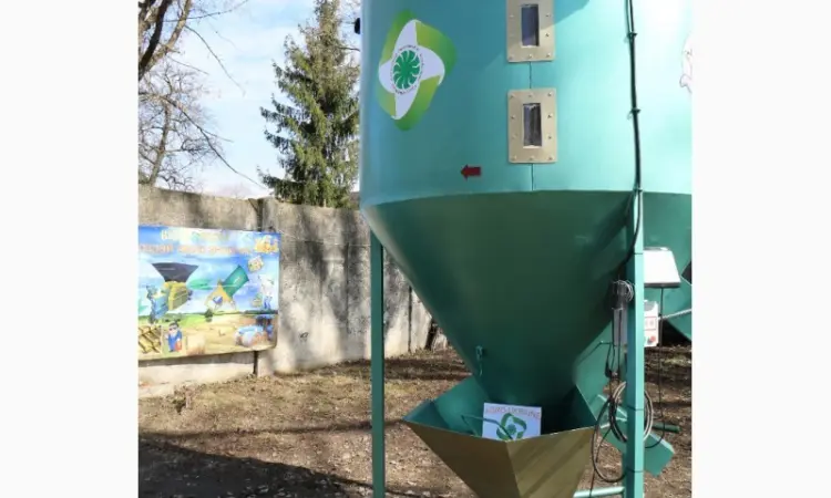 Смеситель комбикорма вертикальный "ГНОМ" 1500кг - фото № 2