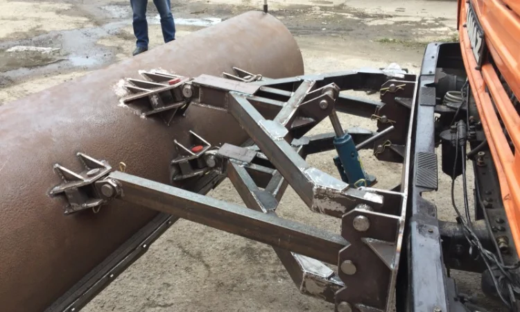 Продам отвал снегоуборочный на Камаз - фото № 2