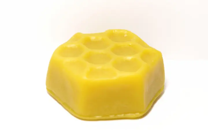Продам віск бджолиний - фото № 1