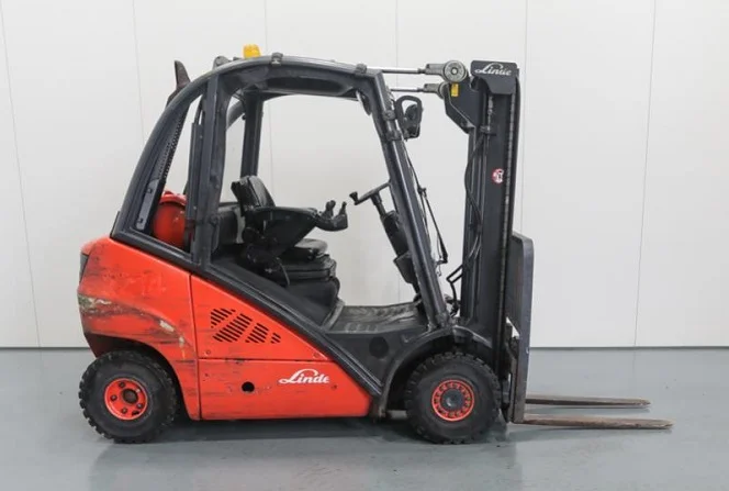Вилочный погрузчик Linde H20T - фото № 6