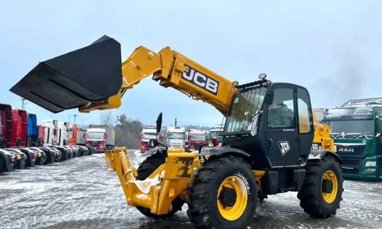 Телескопічний навантажувач JCB 532-120-2003 рік - фото № 8